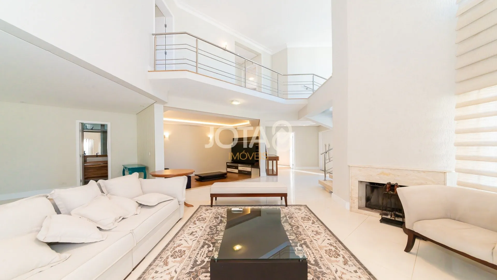 House with 3 bedrooms, 345 m² and 6 parking spaces — photo 6