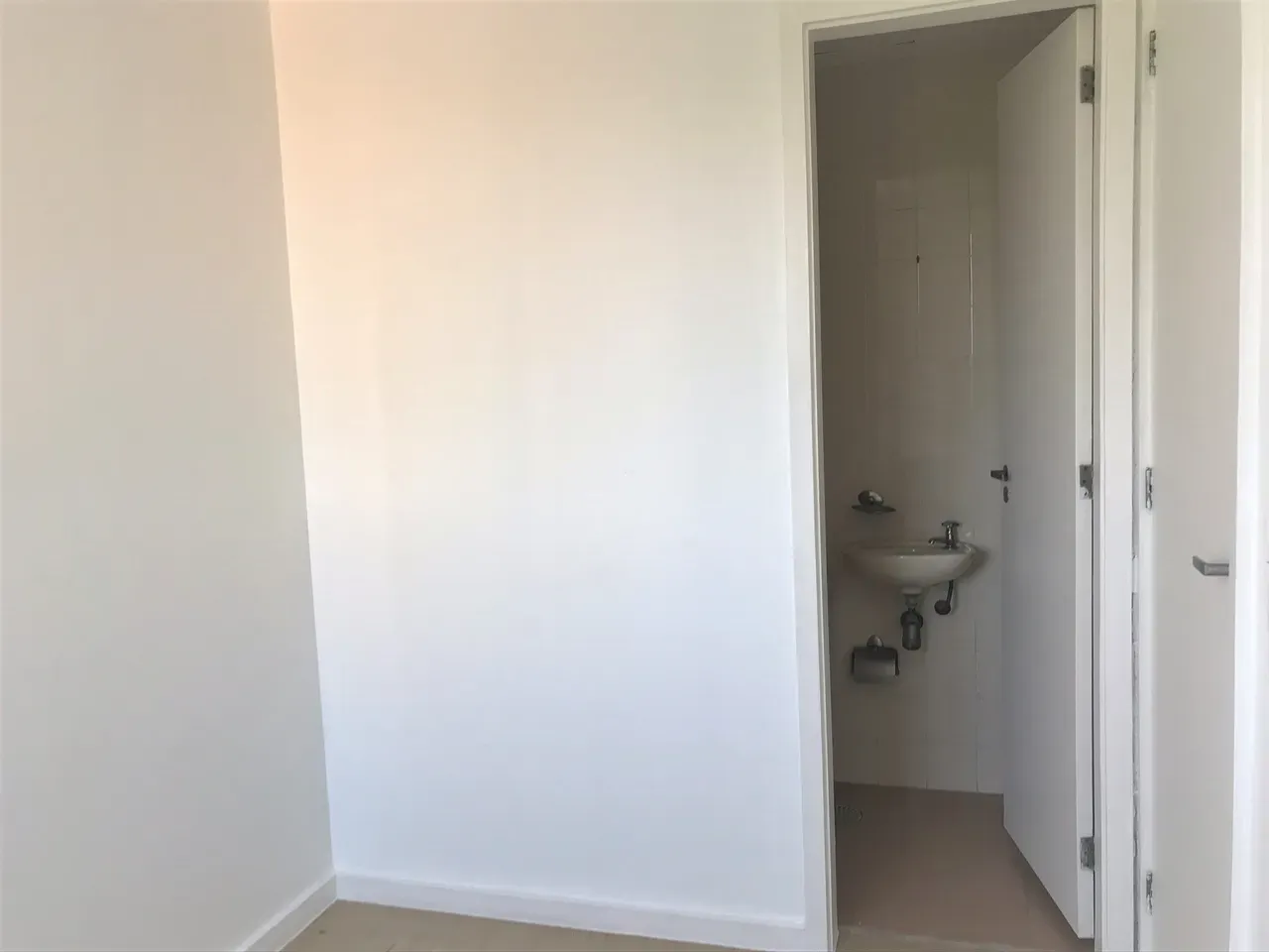 2-bedroom apartment with balcony and 3 bathrooms — photo 30