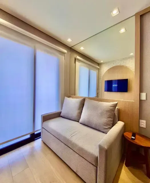 Furnished 1-bedroom apartment with open-plan kitchen — photo 8