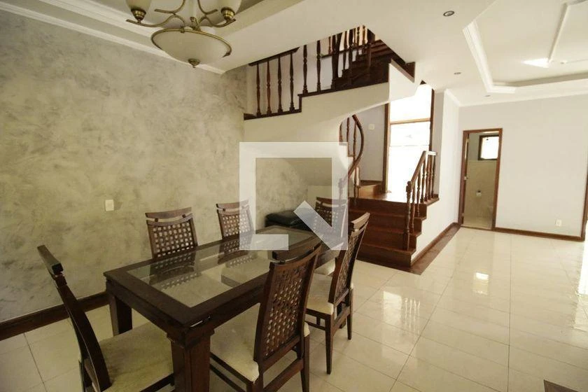 Casa de 700 m² com 3 quartos e 4 banheiros — photo 5