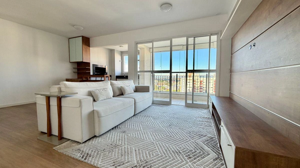 3-bedroom apartment with a home office