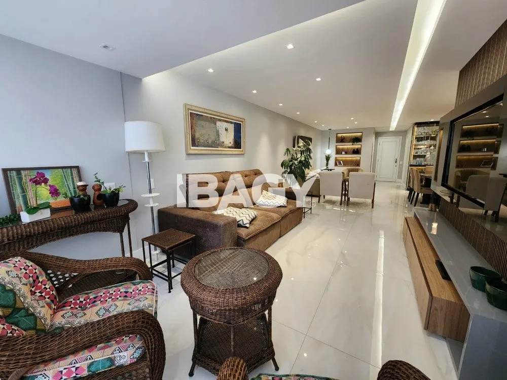 Furnished 3-bedroom apartment with integrated kitchen — photo 30