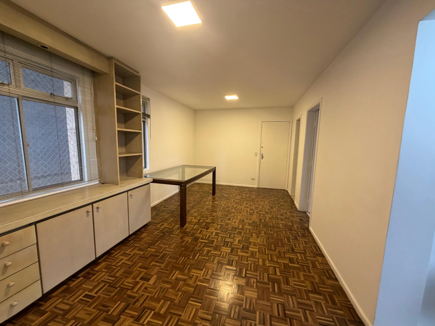 Home office in a 2-bedroom apartment, 81 m² — photo 5