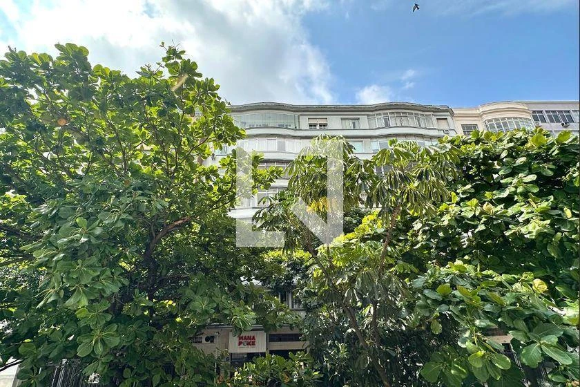 3-bedroom apartment with a walk-in closet in Rio de Janeiro — photo 45