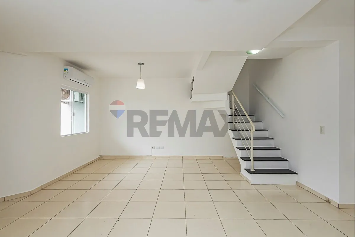 3-bedroom house with a grill on the balcony in Curitiba — photo 22