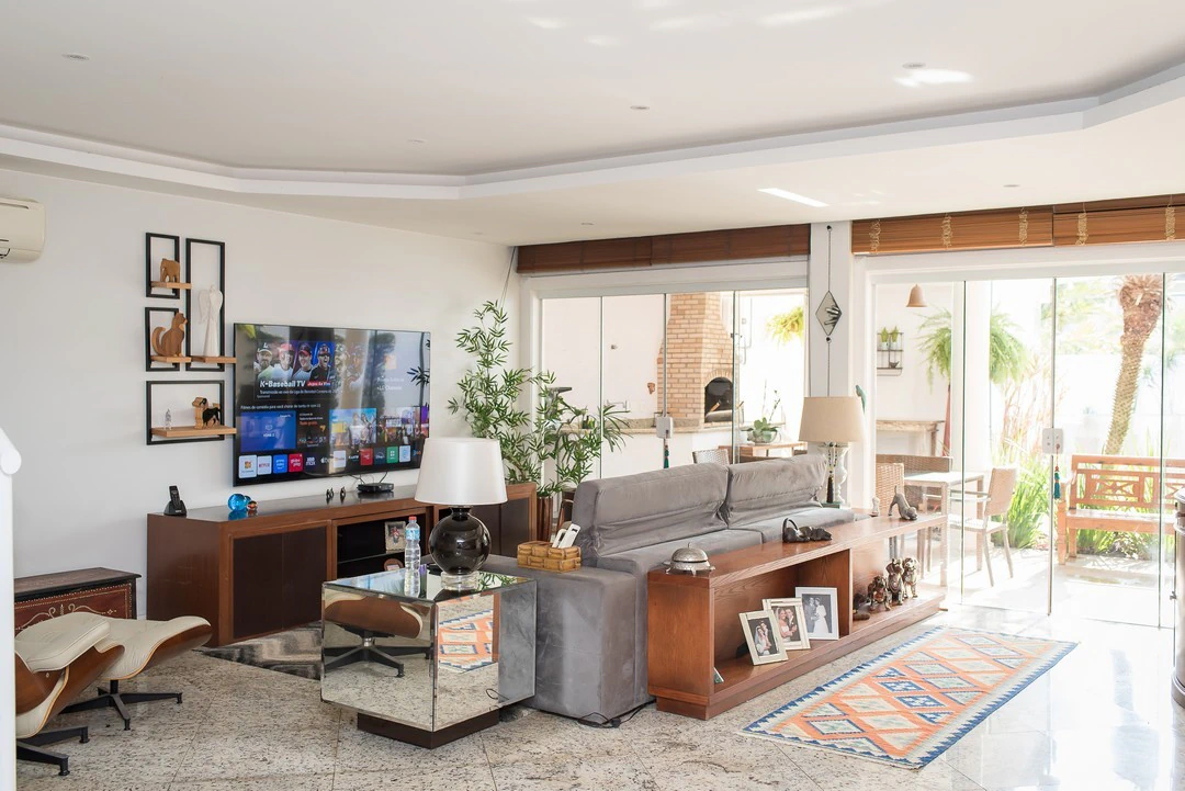 Furnished 354 m² house with 4 bedrooms and 7 bathrooms — photo 4