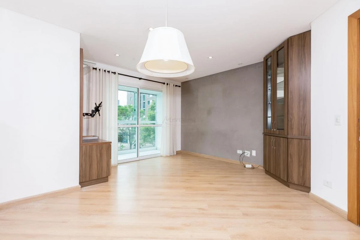 Apartment, 72 m², with a glass-enclosed balcony — photo 15