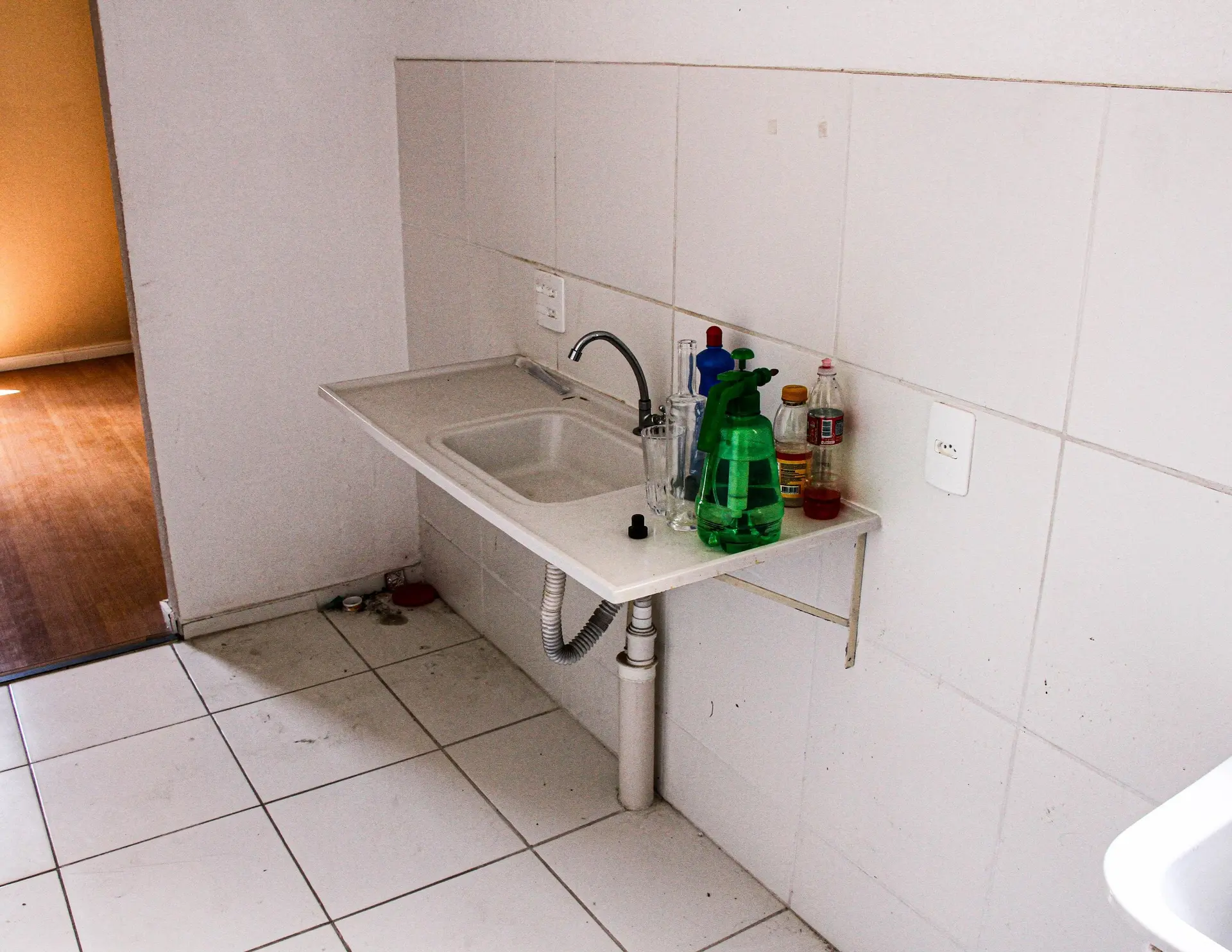 Apartamento com piso de madeira ou laminado, Guaratiba — photo 5