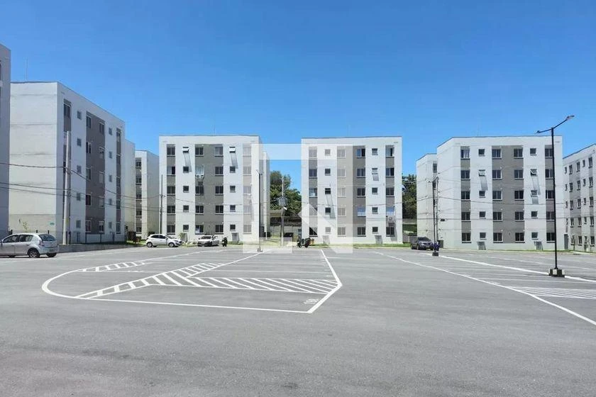 Apartamento de 46 m² com 2 quartos e cozinha fechada — photo 36