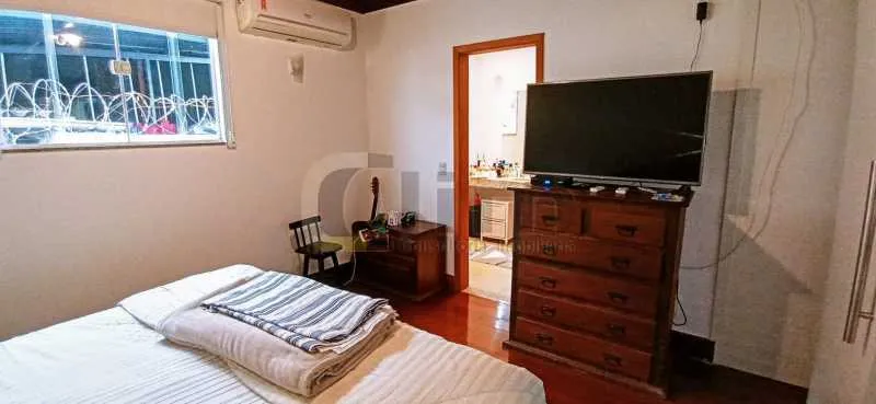 Casa térrea de 350 m² com 6 quartos e 5 suítes — photo 8