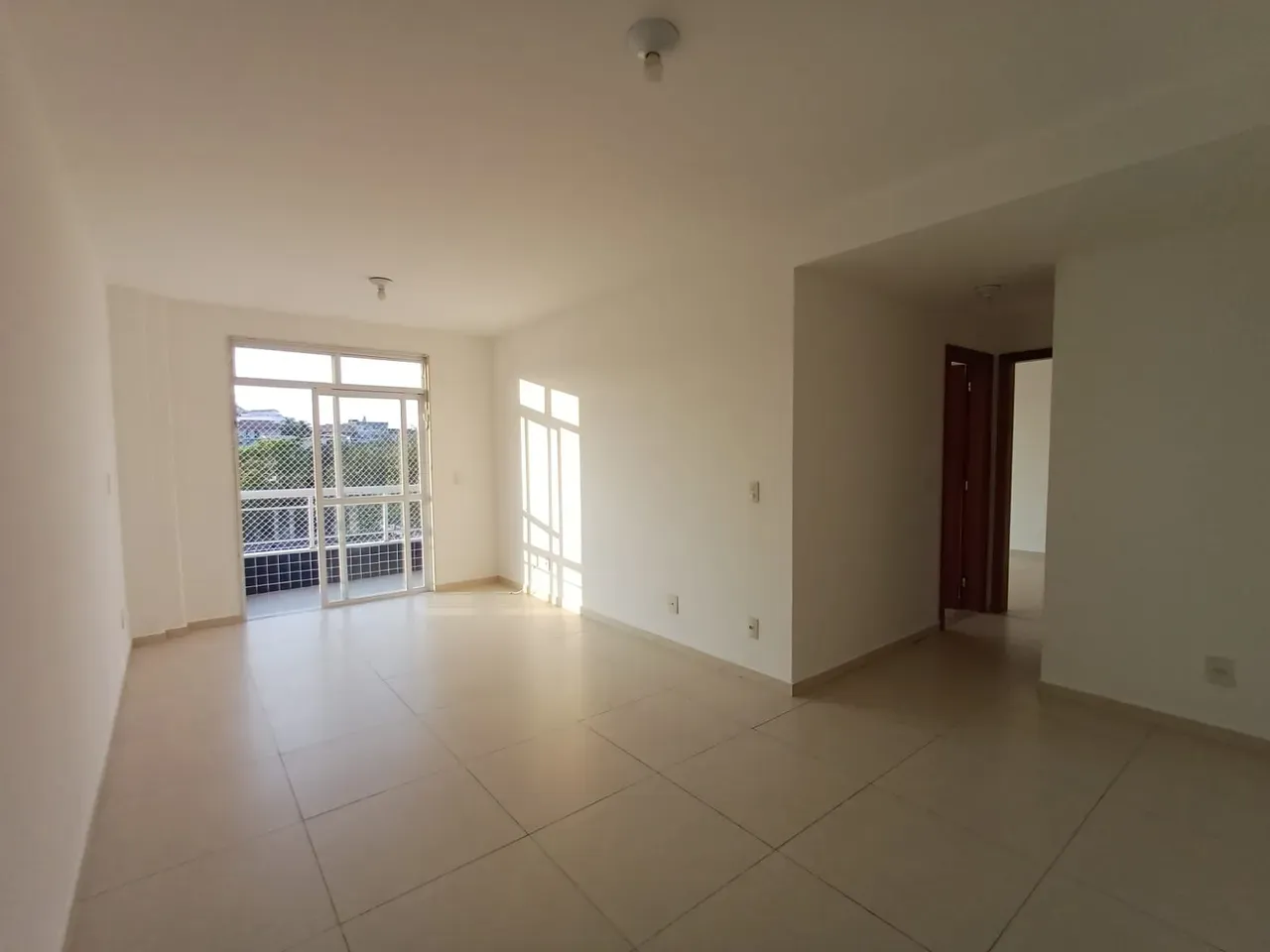 2-bedroom apartment, 1 with its own bathroom, 98 m²