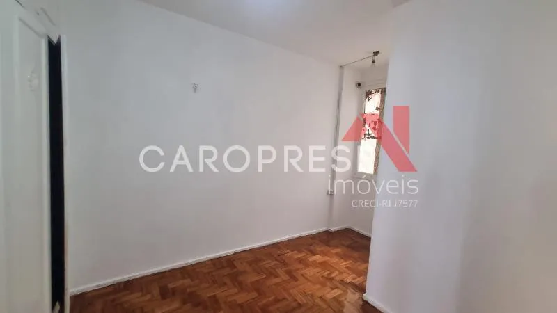 Apartment, 70 m², with wood or laminate floors — photo 10