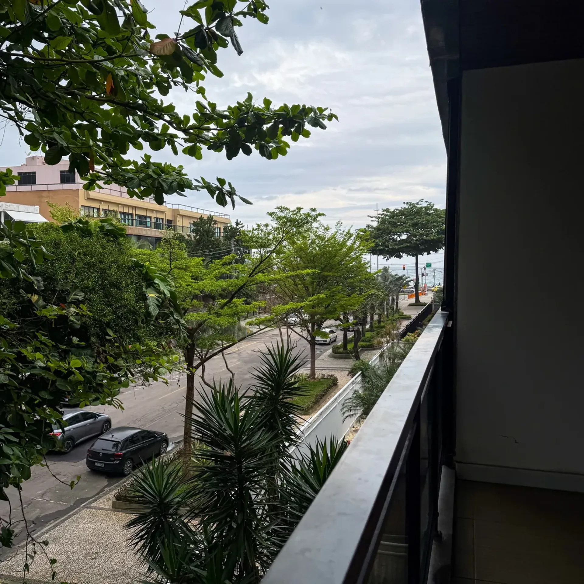 Private BBQ in a 3-bedroom apartment, 170 m² — photo 25