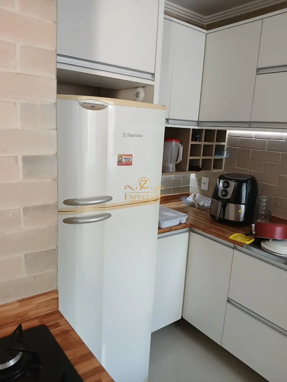 Furnished townhouse with open-plan gas kitchen and 3 bedrooms — photo 2