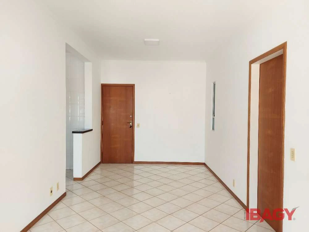 Apartamento de 2 dormitorios con balcón y 73 m² — photo 4