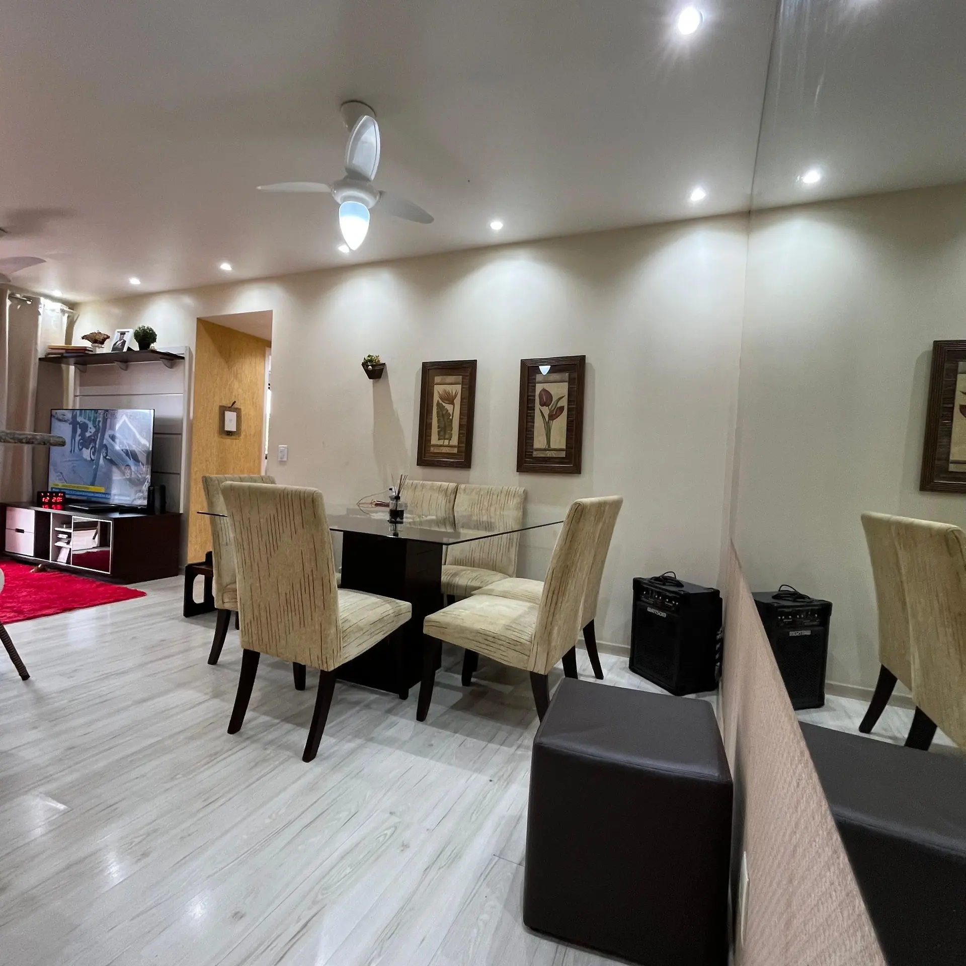 Apartamento mobiliado com 2 quartos e varanda envidraçada — photo 10