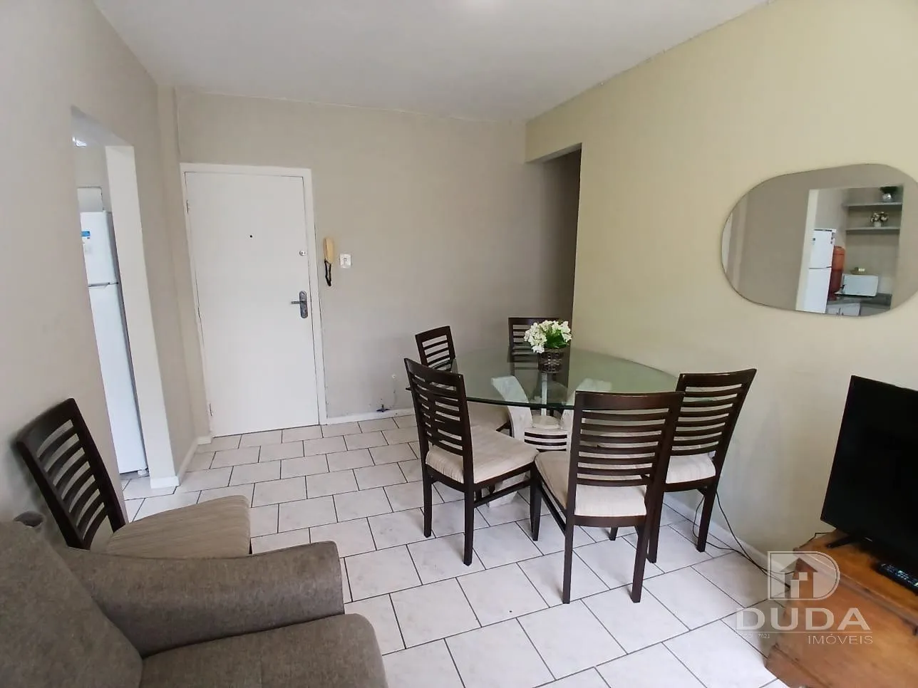 2-bedroom apartment with a washing machine in Florianópolis — photo 25