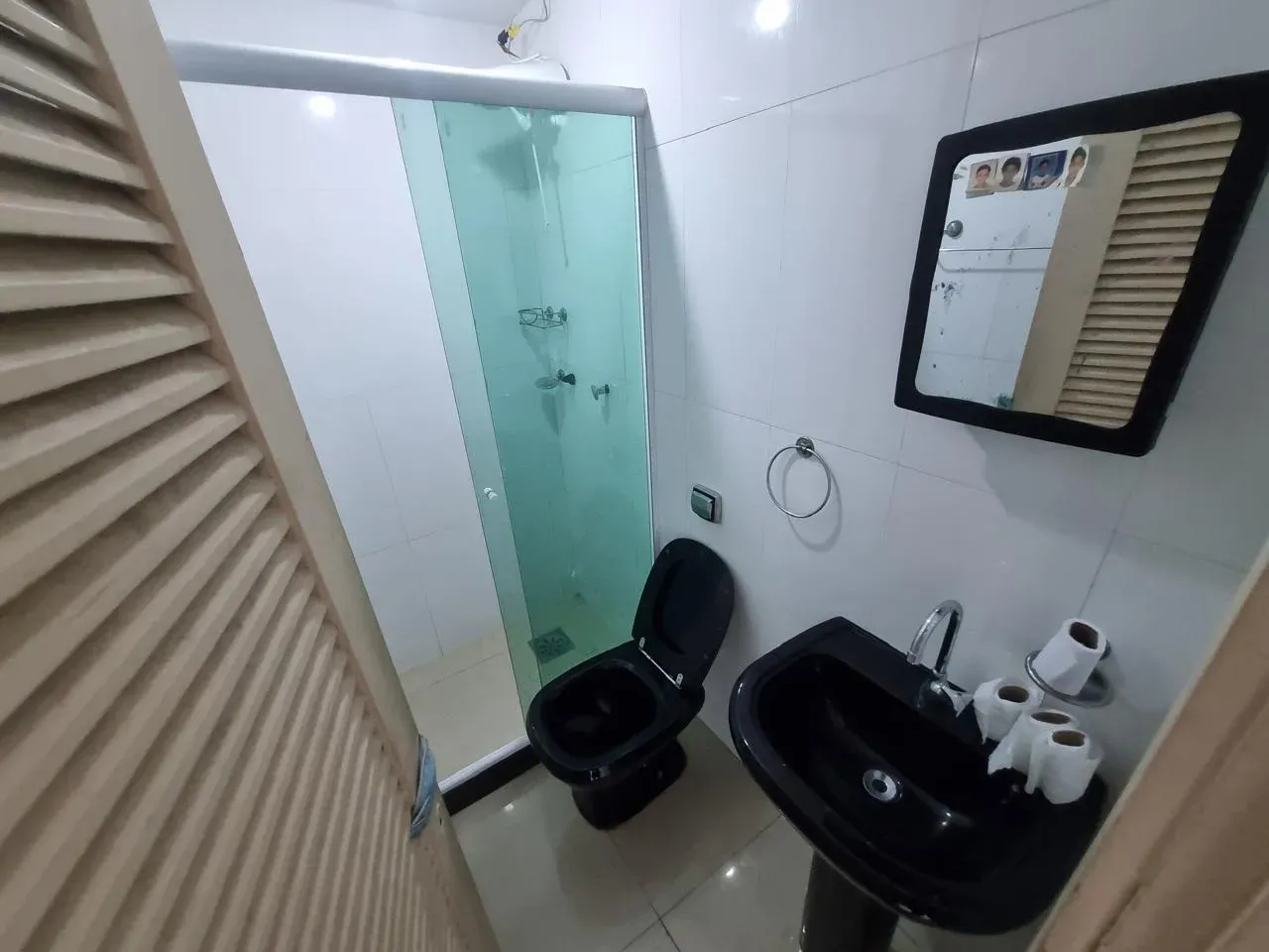 Walk-in closet in a 4-bedroom apartment, 110 m² — photo 8