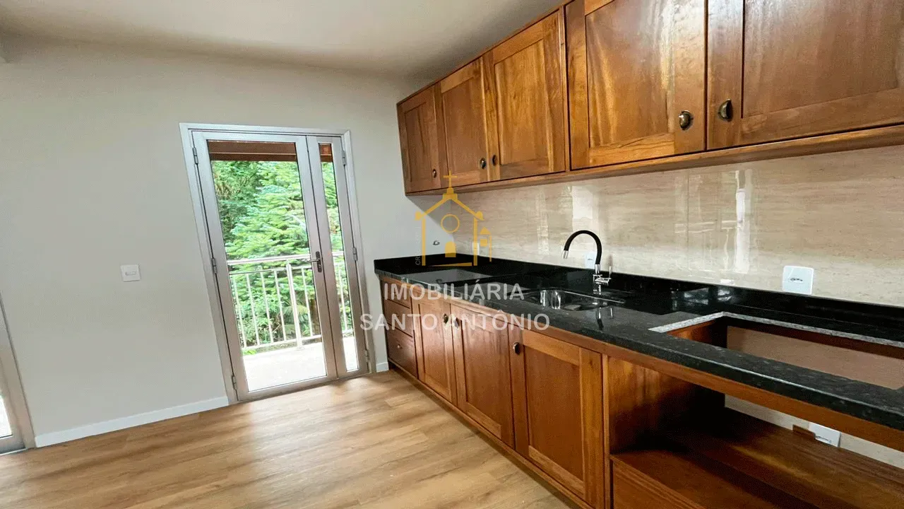 Condo house with 2 bedrooms and 2 parking spaces — photo 15