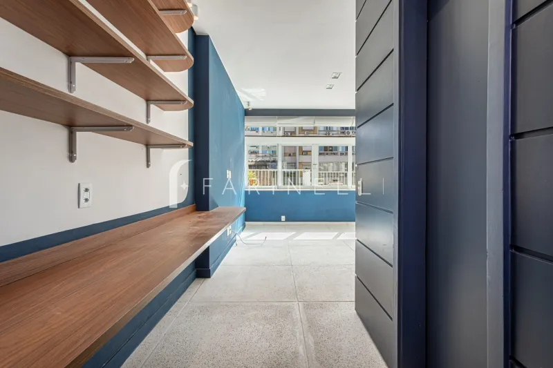 Duplex apartment with 2 bedrooms and grill on balcony — photo 22
