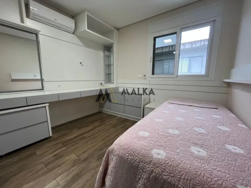 Casa en alquiler con 3 dormitorios y 4 baños — photo 29