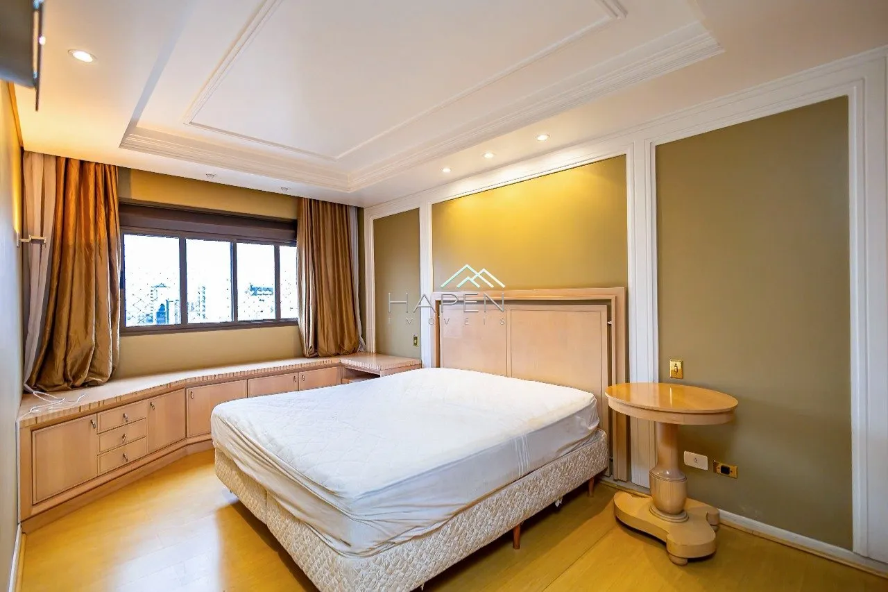 Furnished 4-bedroom apartment with 4 bathrooms — photo 12