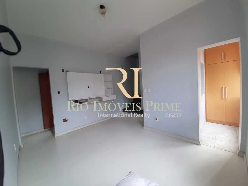 Townhouse with 2 bedrooms and 2 bathrooms — photo 10