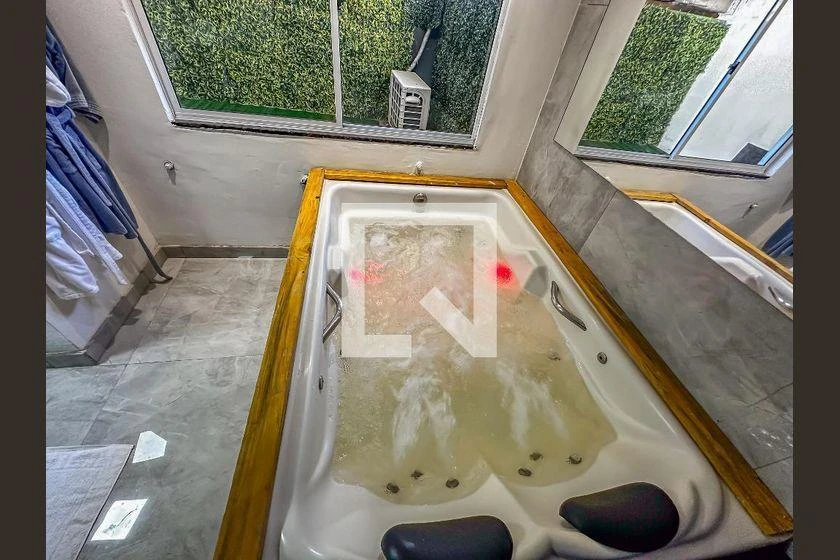 Casa mobiliada, 90 m², com janelas do piso ao teto — photo 4