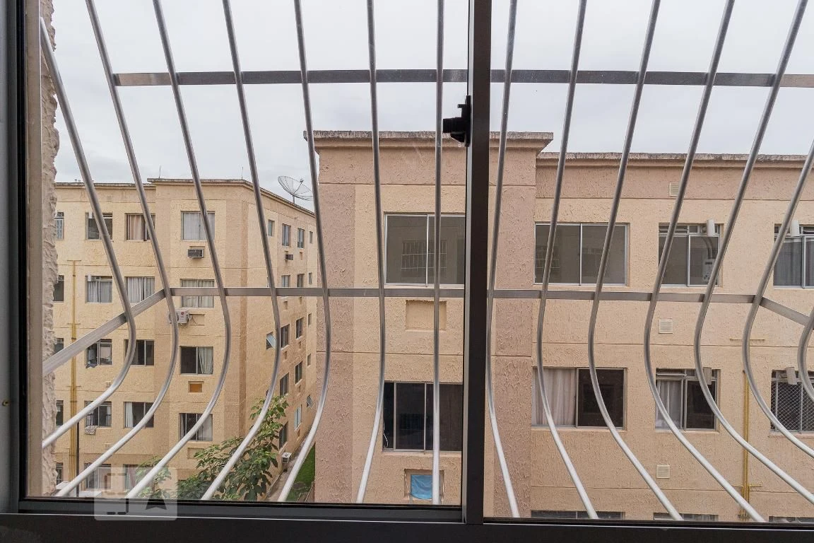 Apartamento sem mobília com cozinha fechada e 2 quartos — photo 31