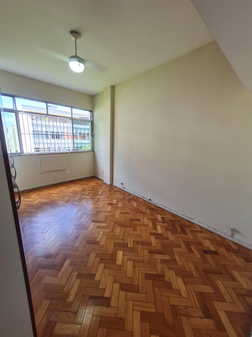 100 m² apartment with 3 bedrooms and an extra room — photo 9