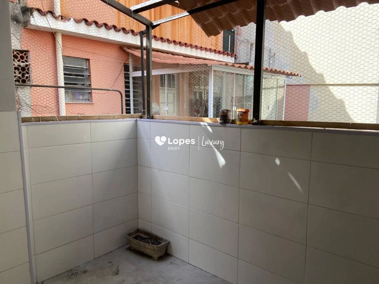 Unfurnished house with 2 bedrooms and 1 bathroom — photo 26