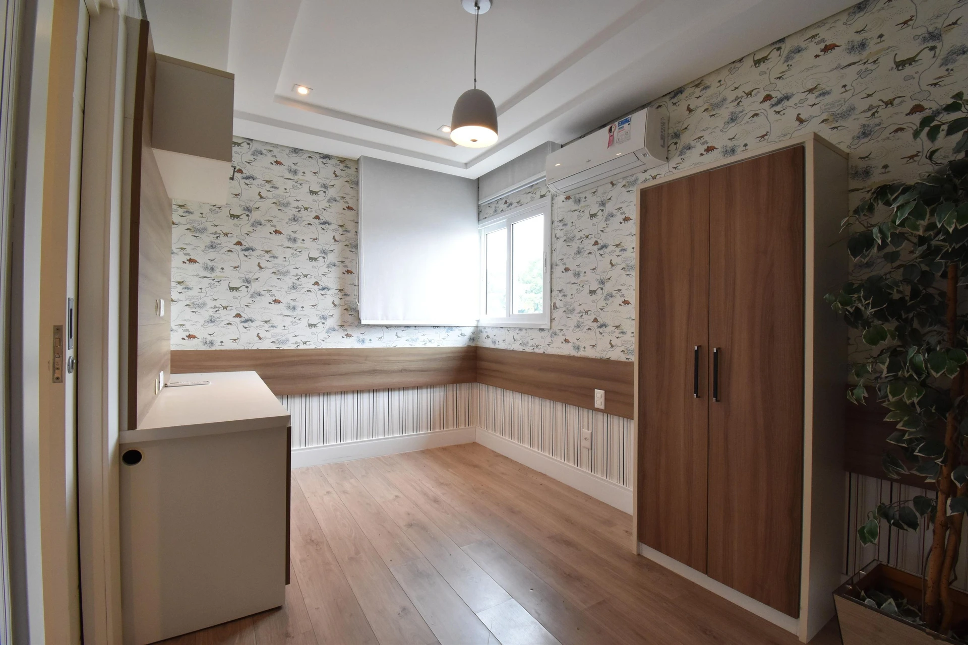 House, 411 m², with a bathtub — photo 3