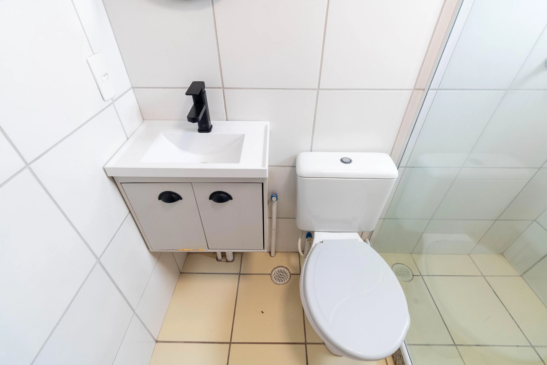 Apartamento de 2 quartos em condomínio com academia — photo 12