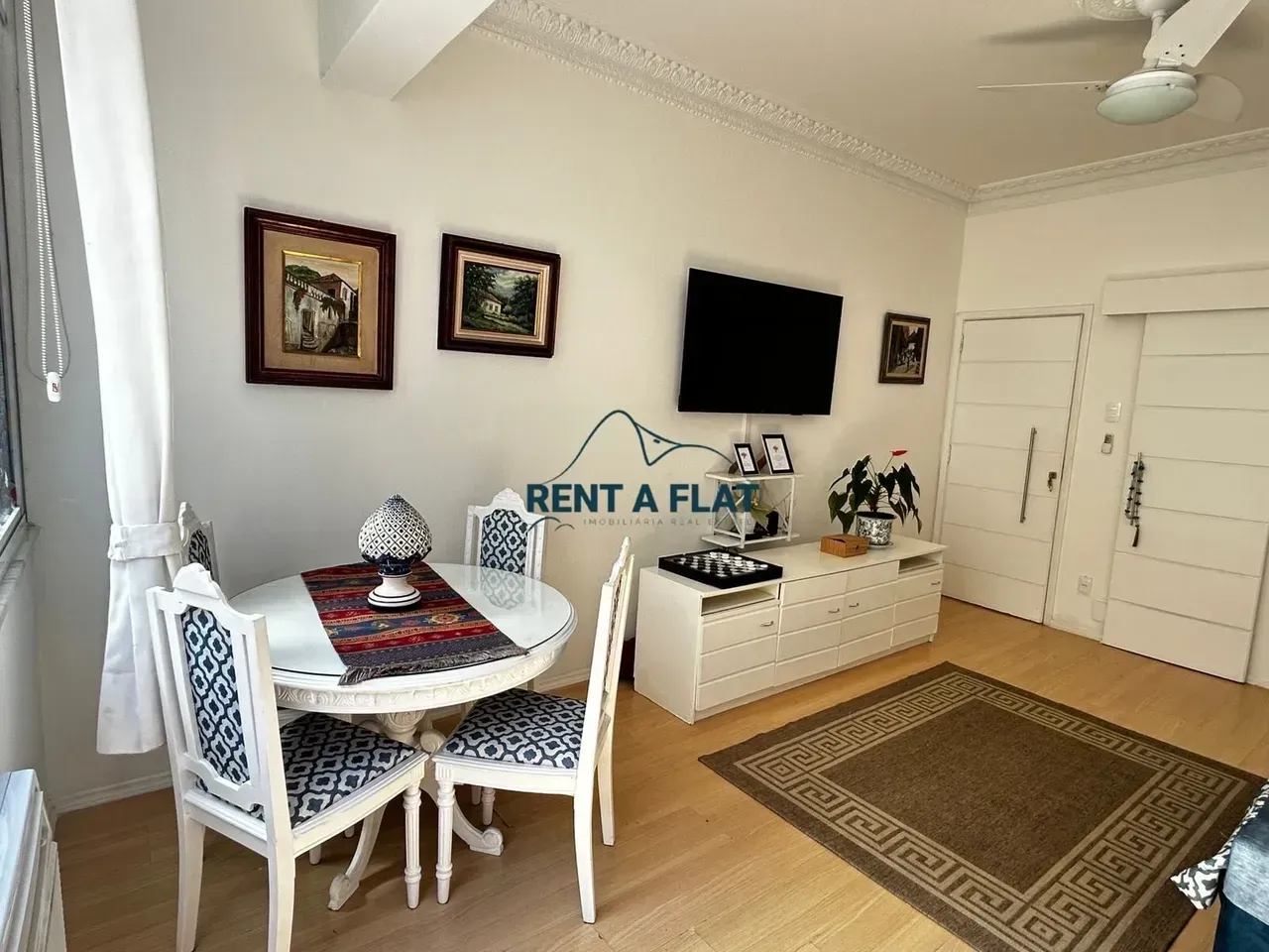 Furnished 2-bedroom apartment with 80 m² — photo 4
