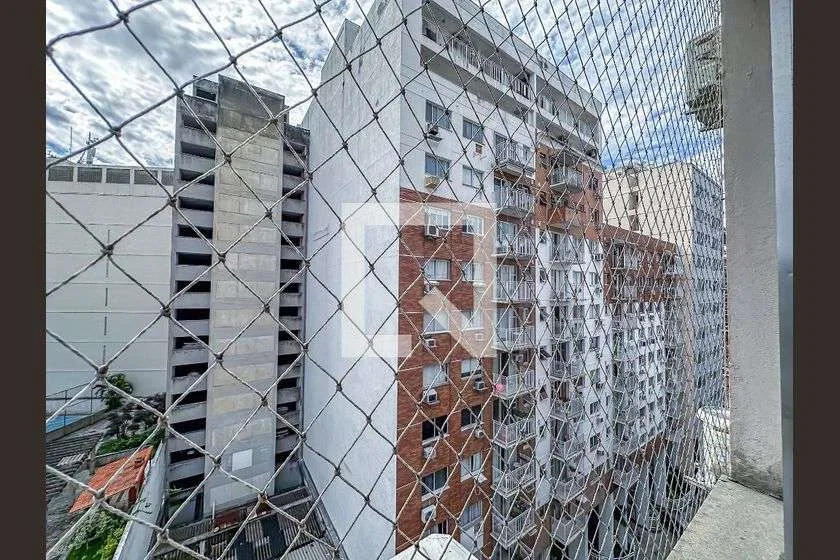 Apartamento de 1 quarto com secadora, Centro — photo 4