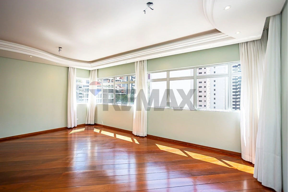 Власне барбекю та 3 спальні: квартира 150 м² — photo 3