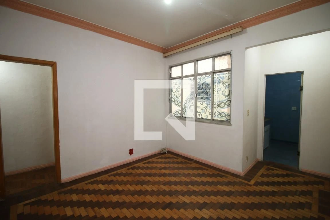 Unfurnished 1-bedroom apartment with separate kitchen — photo 6
