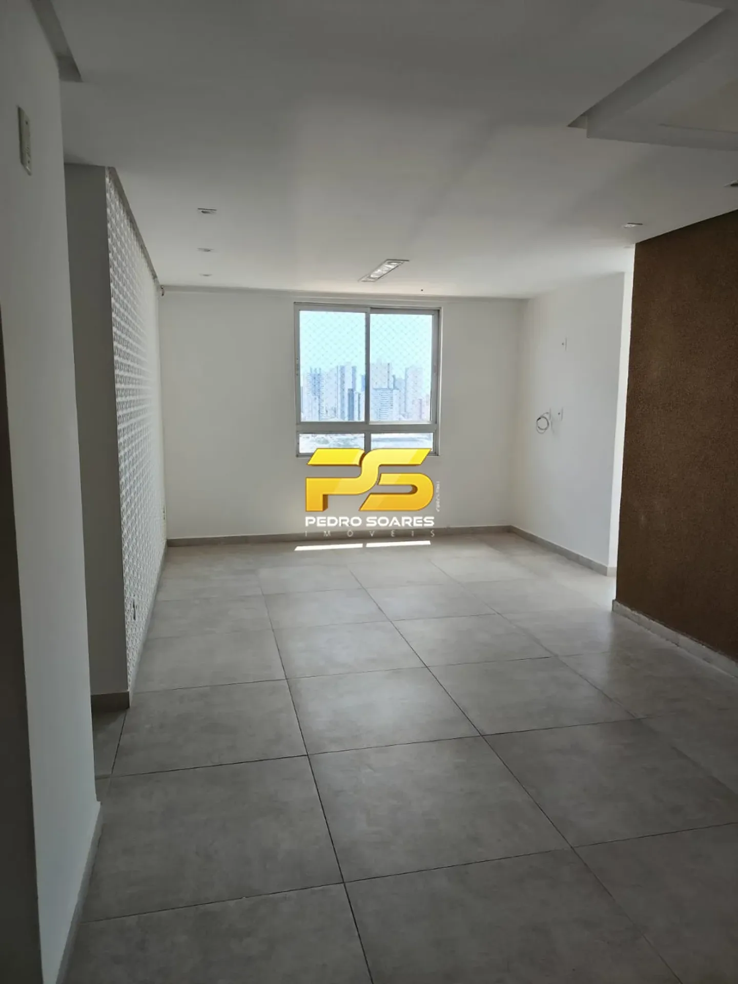 Квартира 186 м² с джакузи и застеклённым балконом — photo 25
