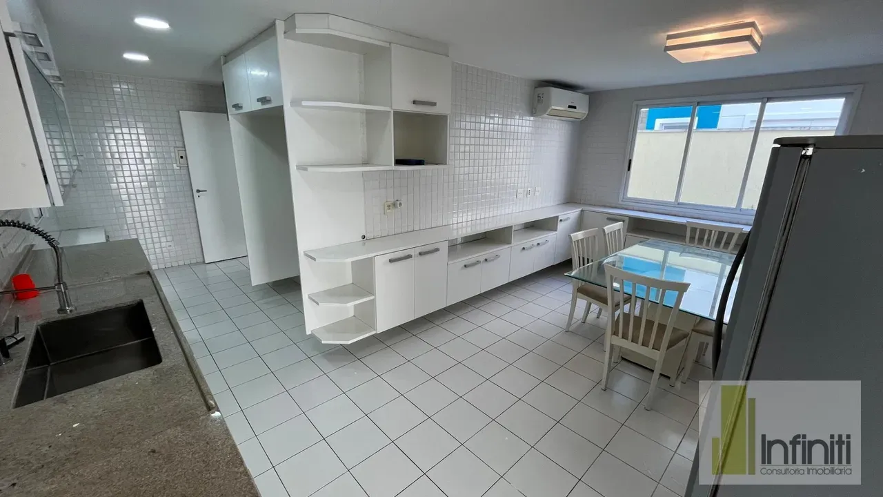 4 quartos e churrasqueira privativa: casa de 350 m² — photo 9