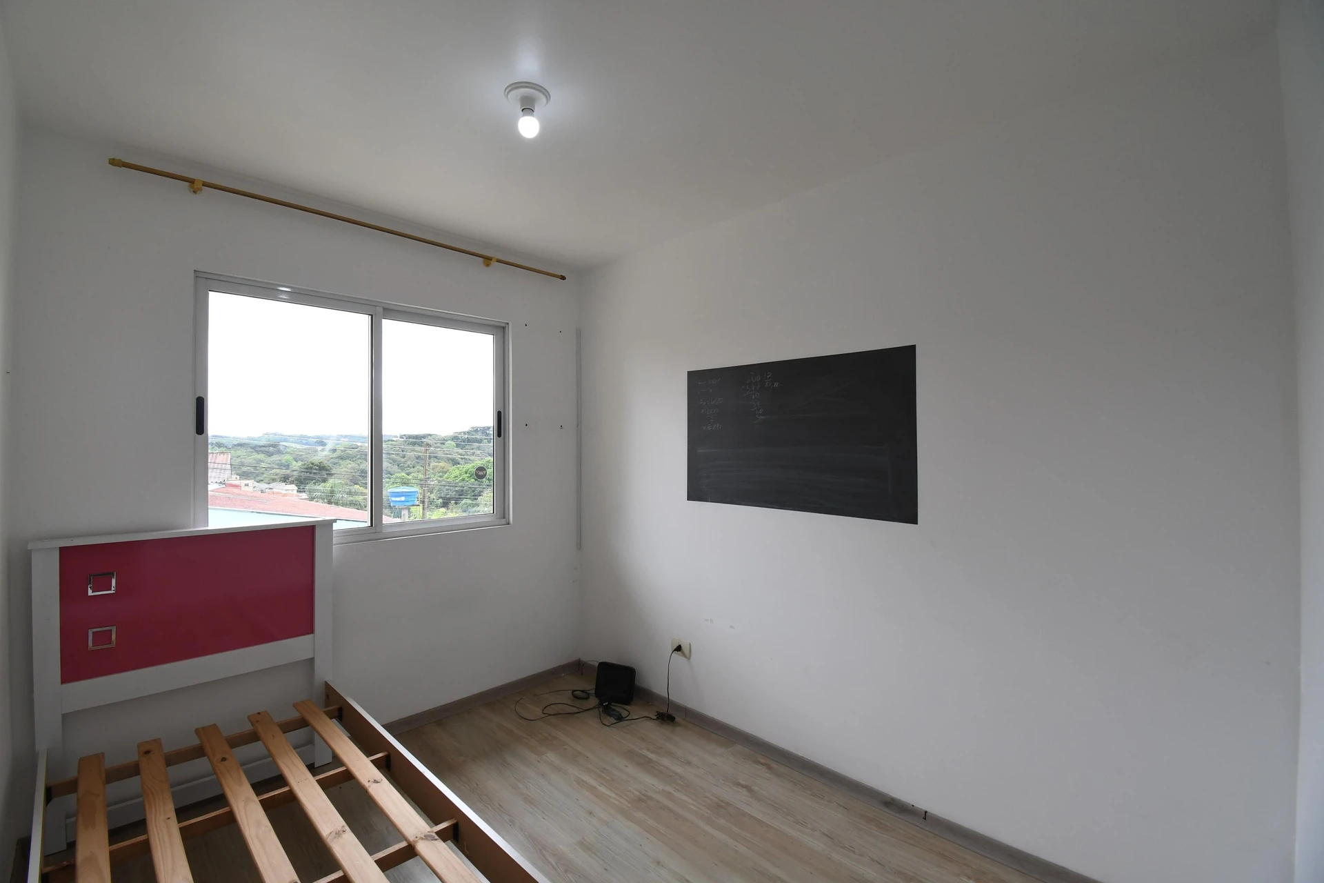 3-bedroom house with a garden in Curitiba — photo 22