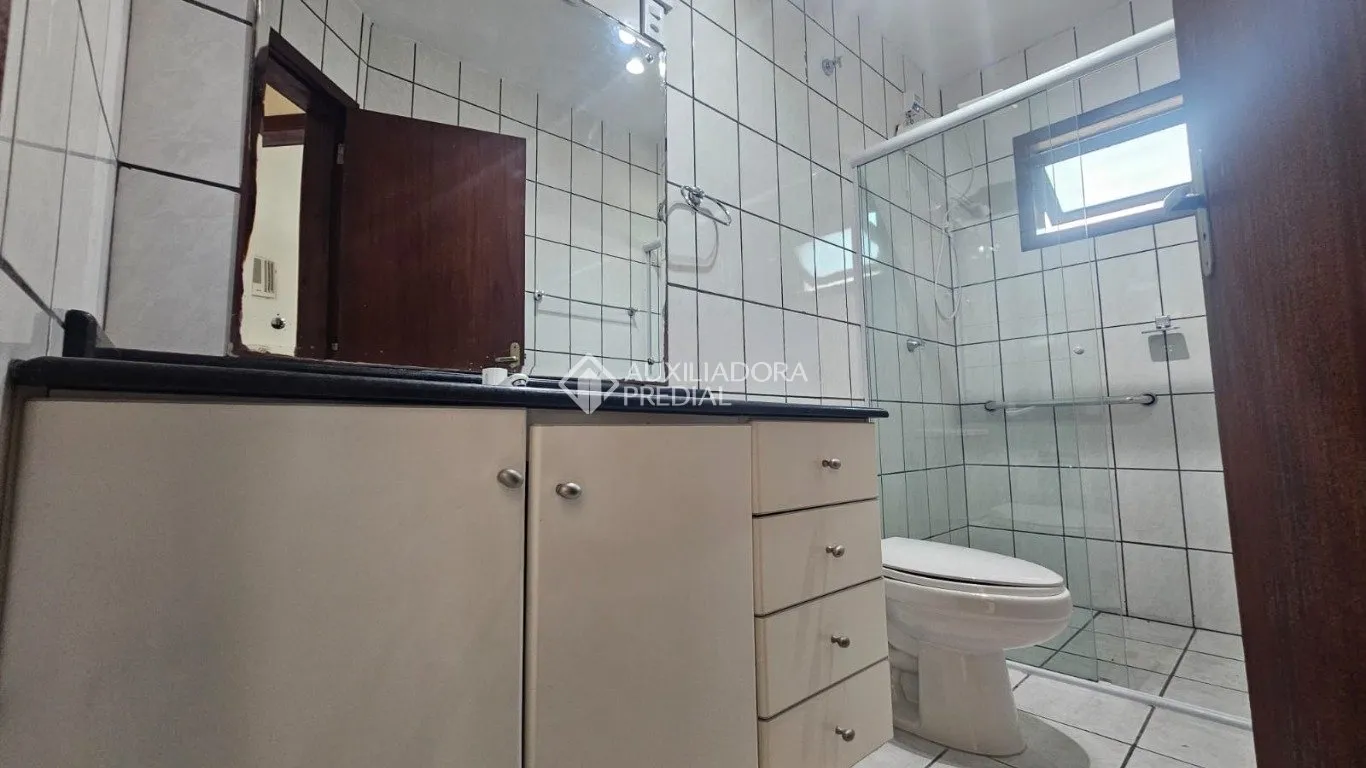 Будинок: 3 спальні, 1 з власною ванною кімнатою, 130 м² — photo 3
