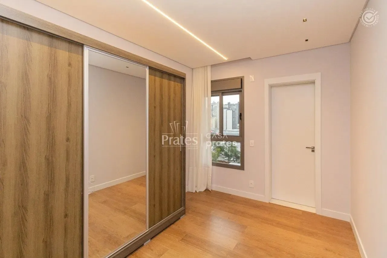 3 en-suite bedroom apartment with 231 m² and 2 parking — photo 16