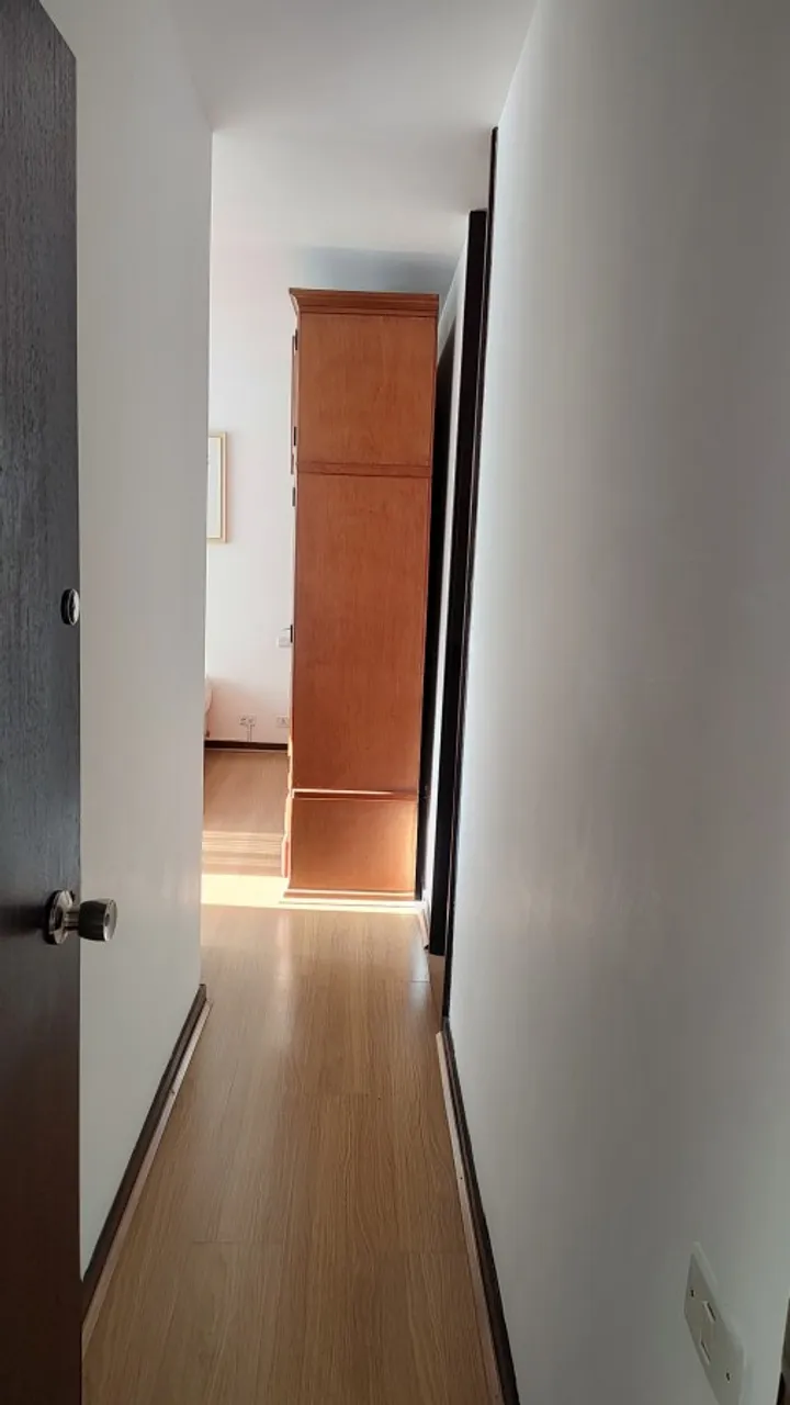 3-bedroom rental apartment with enclosed glass balcony — photo 7