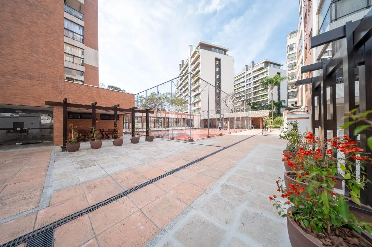 Квартира з 3 спальнями, 2 ванними і 84 м² — photo 21
