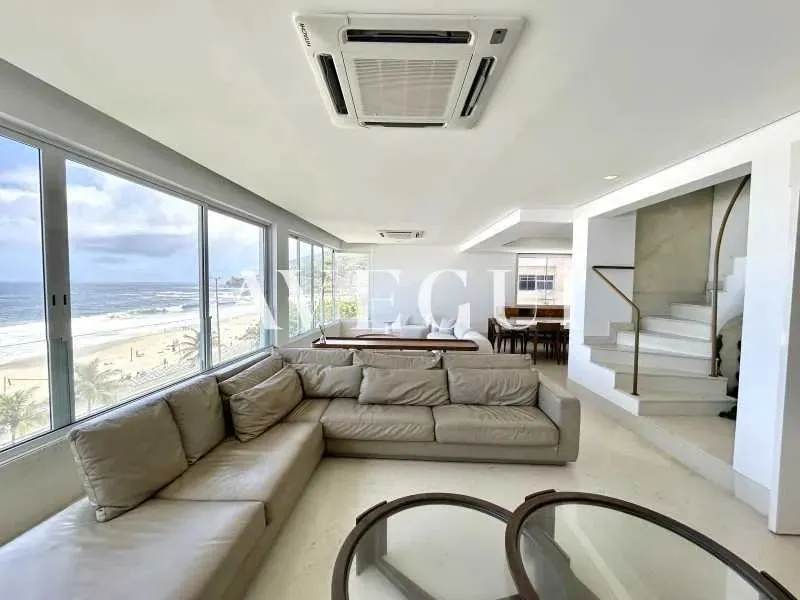 Duplex penthouse with 3 bedrooms and 5 bathrooms — photo 20