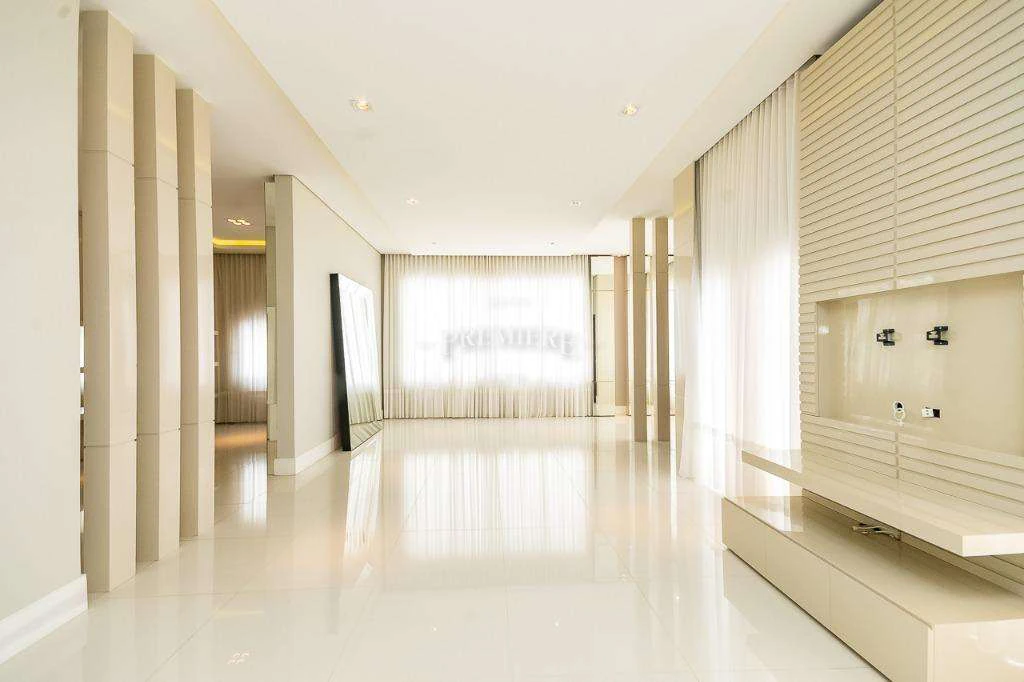 House with 4 en-suite bedrooms and 525 m² — photo 5
