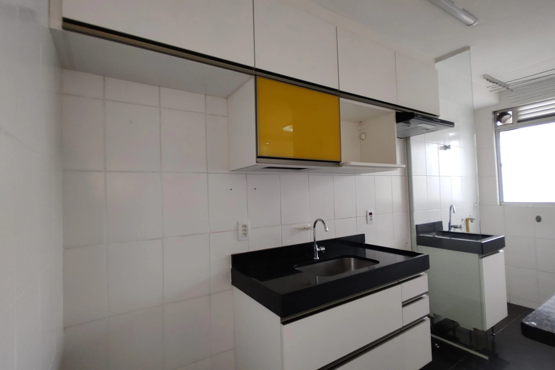 2-bedroom apartment in a building with a gym — photo 67