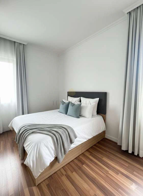 Studio with a closed kitchen, 29 m² and 1 bedroom — photo 3