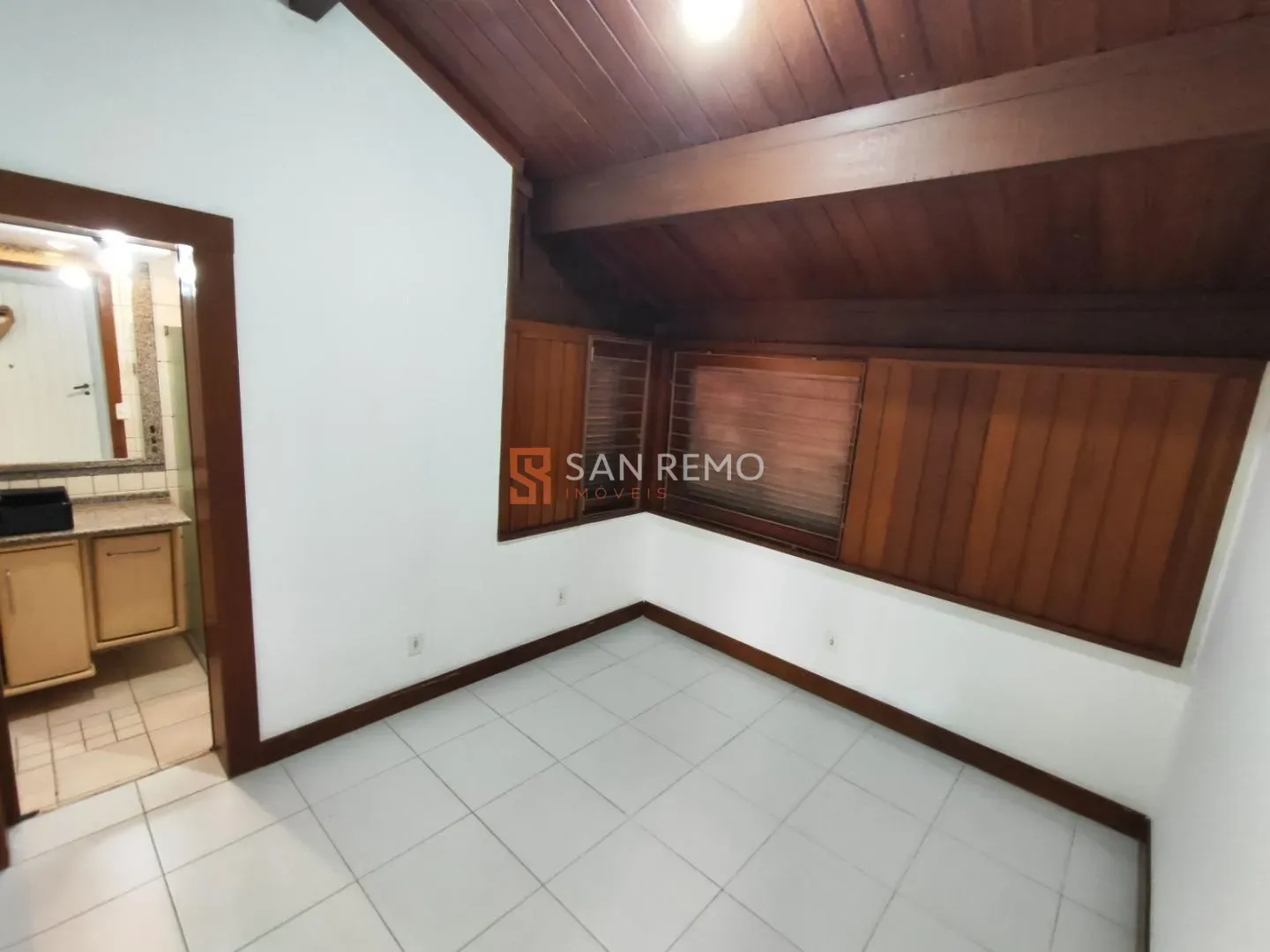 House with 6 bedrooms and 3 en-suite suites plus garden — photo 11