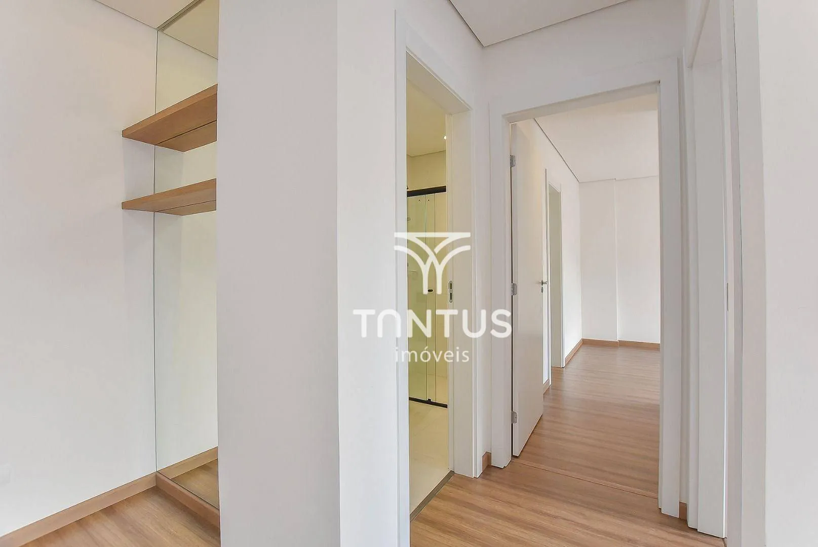 2-bedroom apartment with 2 parking spaces and en-suite — photo 23